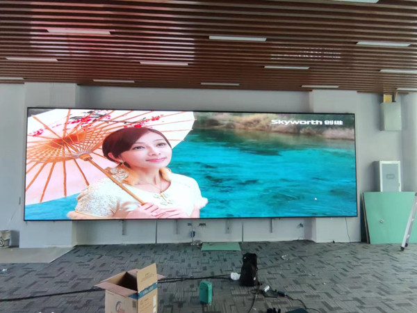 兰坪P1.53led小间距屏安装案例